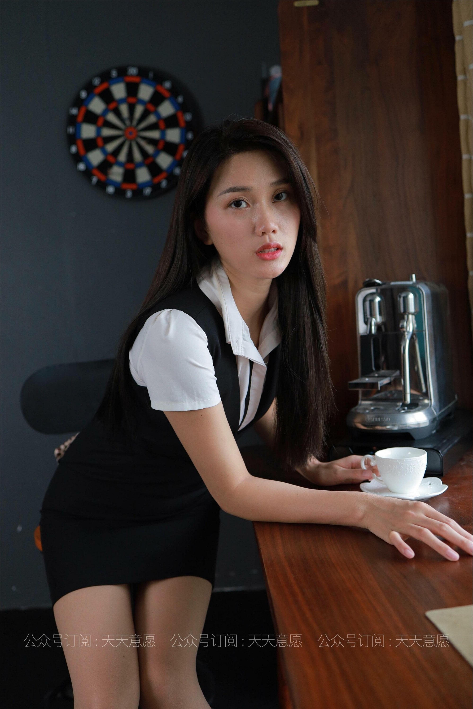 IESS异思趣向 - 模特：羽西《有事秘书干》